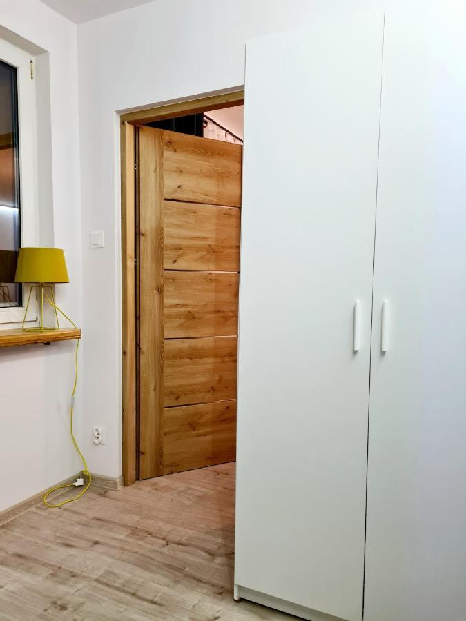 Apartament Walbrzych / Piaskowa Gora Екстер'єр фото